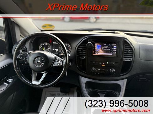 Used 2018 Mercedes-Benz Metris Passenger image 29