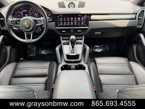 Used 2023 Porsche Cayenne Platinum Edition AWD/4WD image 21