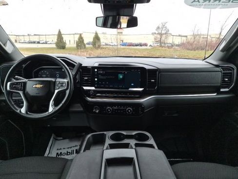 Used 2022 Chevrolet Silverado 1500 LT image 38