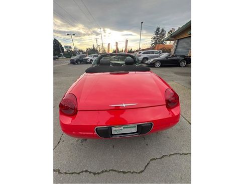 Used 2002 Ford Thunderbird image 43