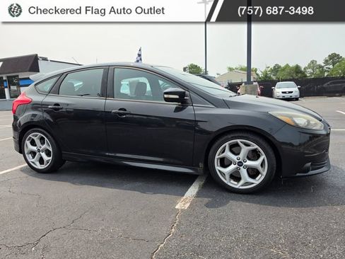 Used 2013 Ford Focus ST FWD image 10