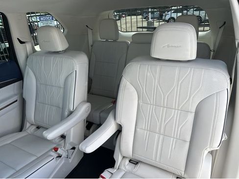 New 2026 Buick Enclave Avenir image 18