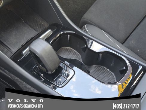 Certified 2024 Volvo XC40 Recharge Plus w/ Protection Package Premier image 19