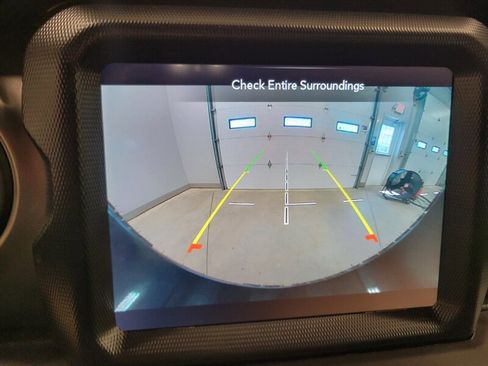 Used 2022 Jeep Wrangler Unlimited Sport w/ Sun And Sound Package AWD/4WD image 39
