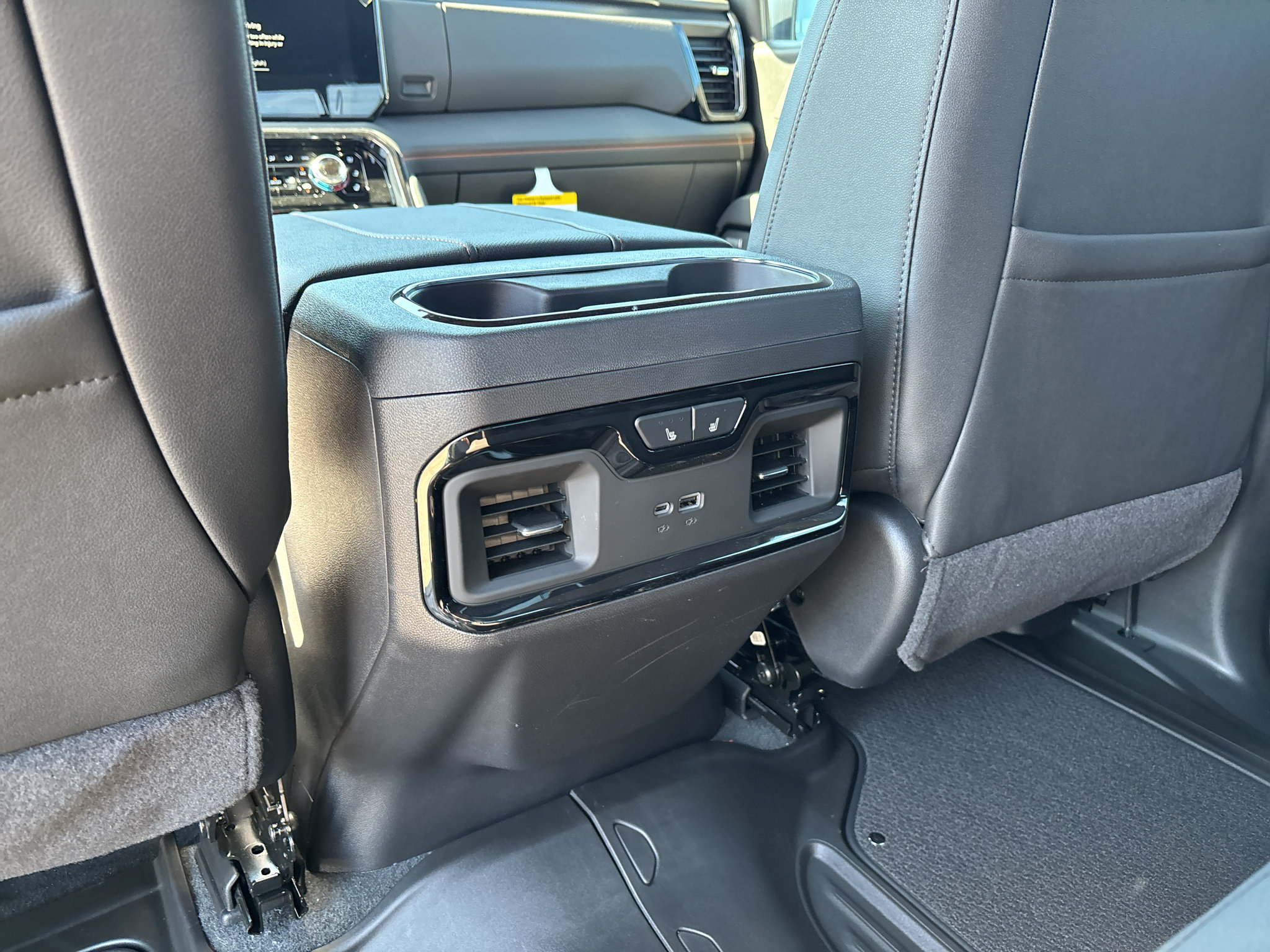 New 2026 GMC Sierra 1500 AT4 w/ AT4 Premium Package AWD/4WD image 11