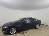 Used 2018 Jaguar XF Premium image 2