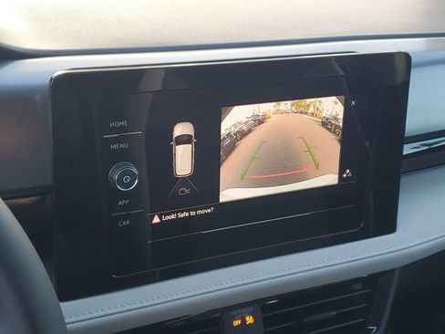 New 2026 Volkswagen Taos S FWD image 21