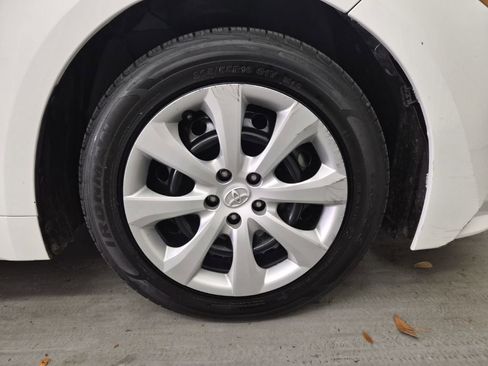 Used 2023 Toyota Corolla LE image 10