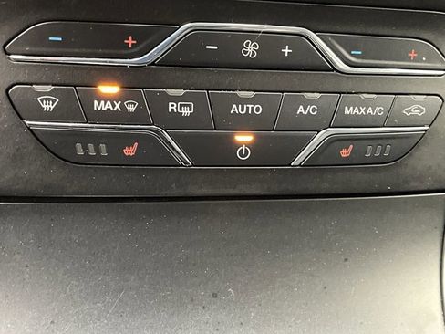 Used 2020 Ford Edge SEL w/ Convenience Package image 24