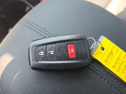 Used 2022 Toyota RAV4 Adventure image 28