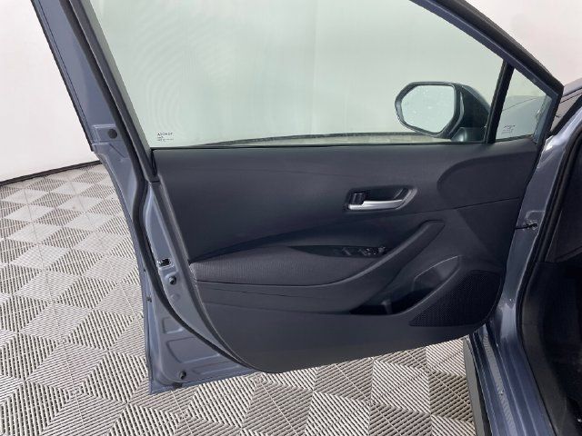 New 2026 Toyota Corolla SE w/ SE Package FWD image 5