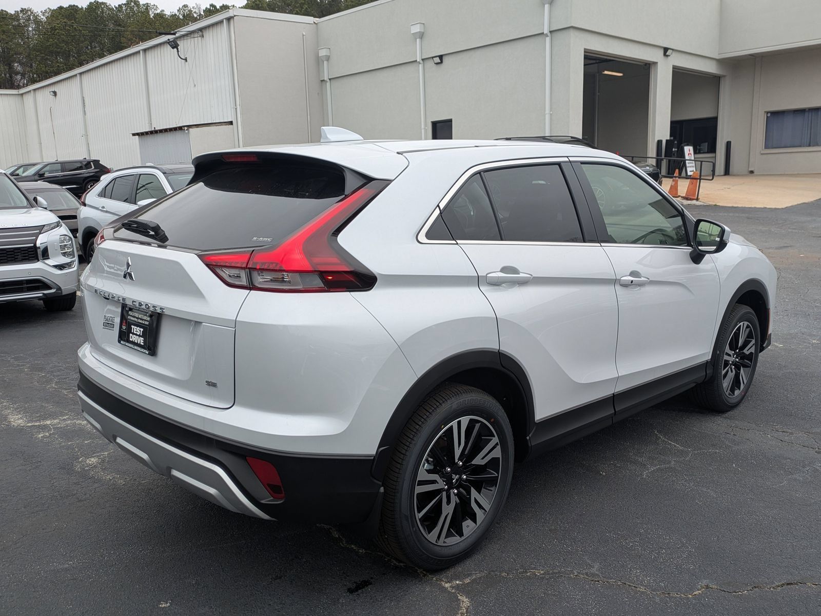 Used 2026 Mitsubishi Eclipse Cross SE AWD/4WD image 4