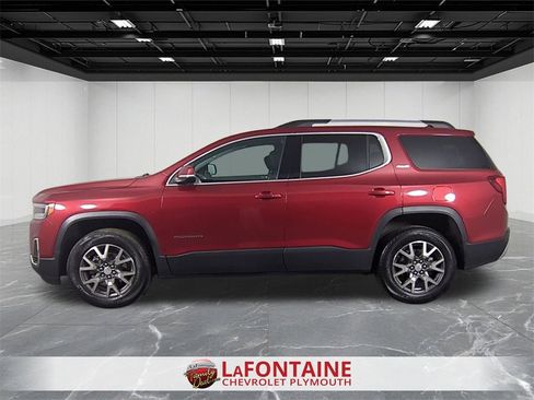 Certified 2023 GMC Acadia SLE w/ Driver Convenience Package image 5