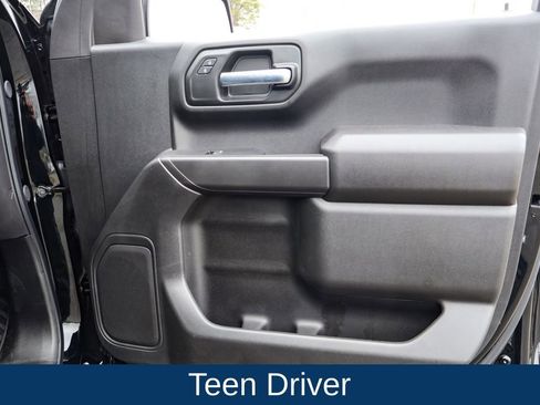 Used 2025 Chevrolet Silverado 1500 Custom Trail Boss image 37