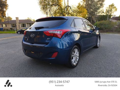 Used 2015 Hyundai Elantra GT image 10