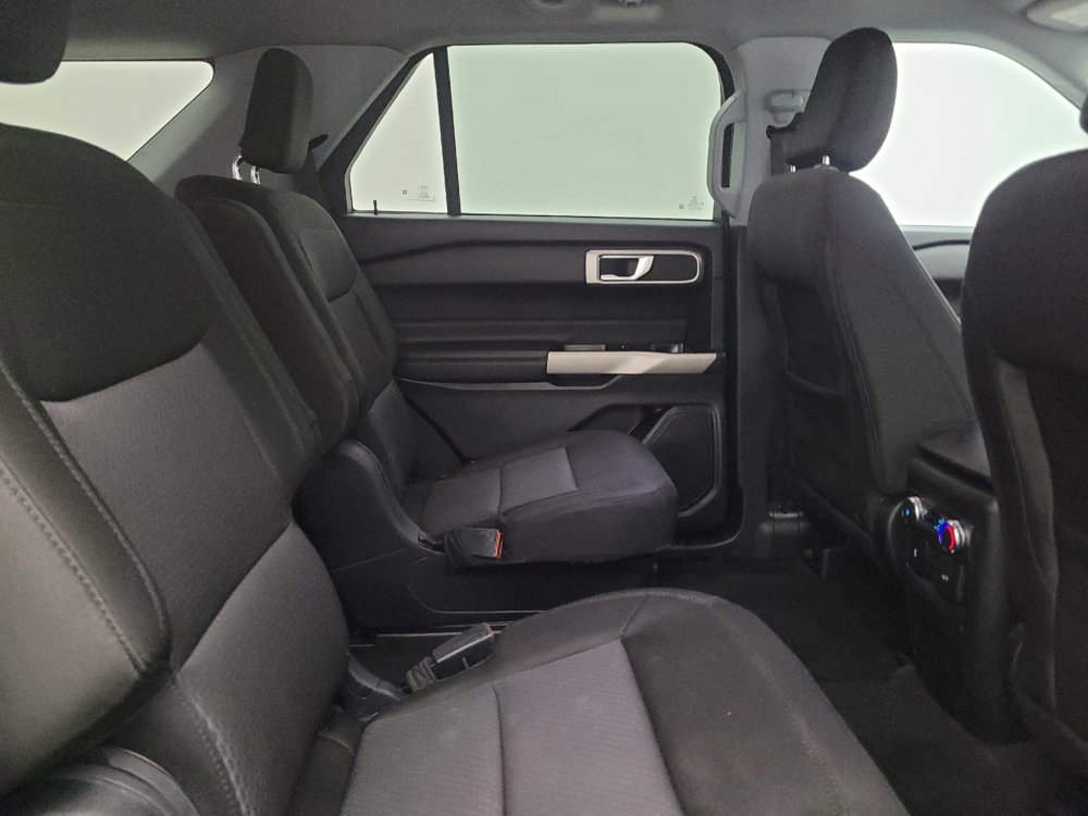 Used 2022 Ford Explorer XLT AWD/4WD image 19