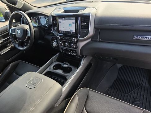 Used 2022 RAM 1500 Laramie AWD/4WD image 11