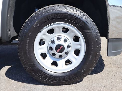 Used 2017 GMC Sierra 3500 2WD Regular Cab w/ Sierra Convenience Package image 14