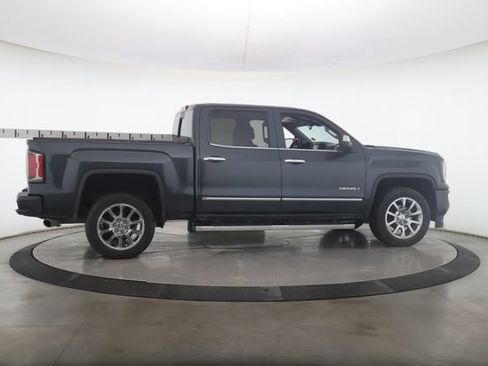 Used 2018 GMC Sierra 1500 Denali AWD/4WD image 6