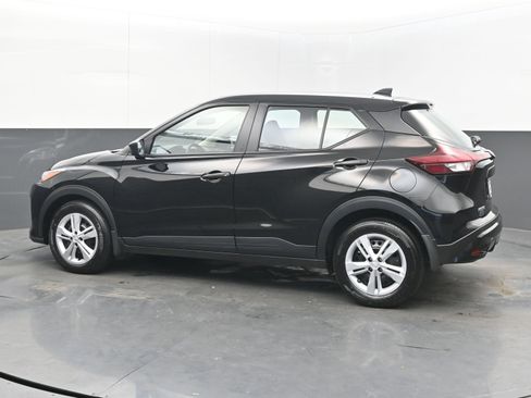 Certified 2025 Nissan Kicks Play S image 5