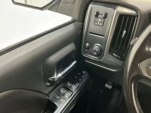 Used 2018 Chevrolet Silverado 1500 LT w/ Trailering Package image 16