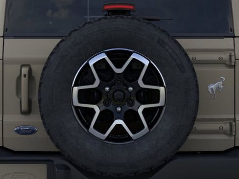 New 2025 Ford Bronco Outer Banks image 24