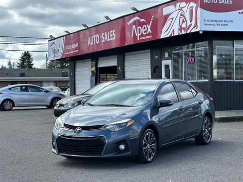 Used 2014 Toyota Corolla S image 2