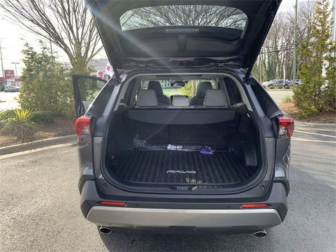 Used 2024 Toyota RAV4 Limited image 34