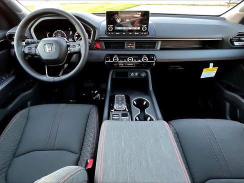 New 2025 Honda Pilot Sport image 12