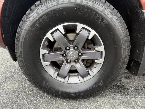 Used 2016 Nissan Frontier PRO-4X w/ Pro-4x Luxury Package image 9