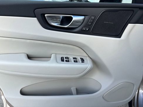 New 2026 Volvo XC60 B5 Ultra w/ Protection Package Premier image 7