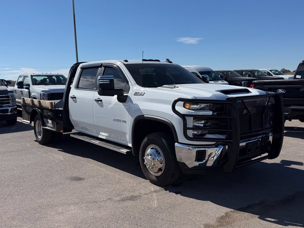 Used 2026 Chevrolet Silverado 3500 W/T w/ WT Convenience Package AWD/4WD image 2