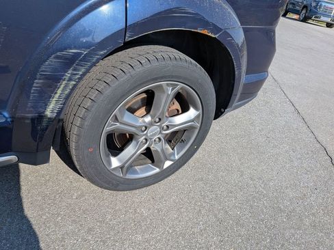 Used 2017 Dodge Journey Crossroad w/ Popular Equipment Group image 5