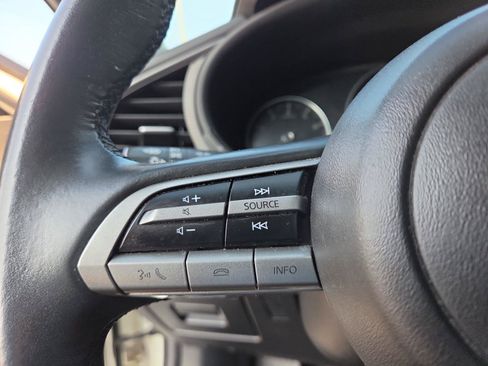 Used 2021 MAZDA MAZDA3 s AWD/4WD image 16