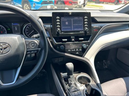 Used 2023 Toyota Camry LE w/ Convenience Package FWD image 15