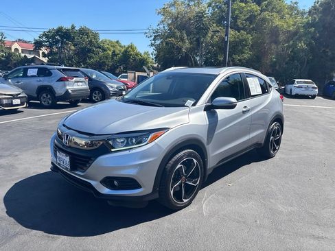 Used 2022 Honda HR-V EX image 9