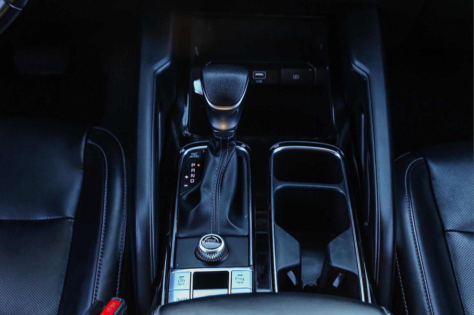 Certified 2022 Kia Telluride LX FWD image 13