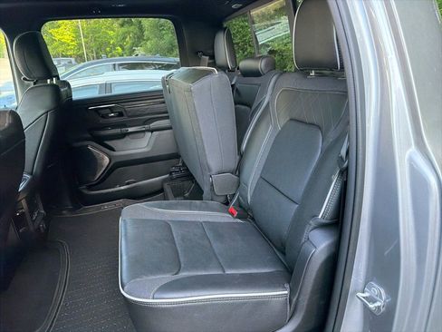Used 2025 RAM 1500 Limited AWD/4WD image 12