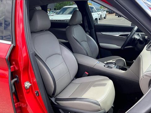 Used 2024 INFINITI QX50 Sensory w/ Accent Package AWD/4WD image 9