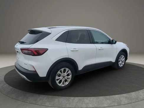 Used 2024 Ford Escape Active AWD/4WD image 4