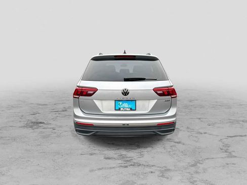 Used 2024 Volkswagen Tiguan SE AWD/4WD image 7