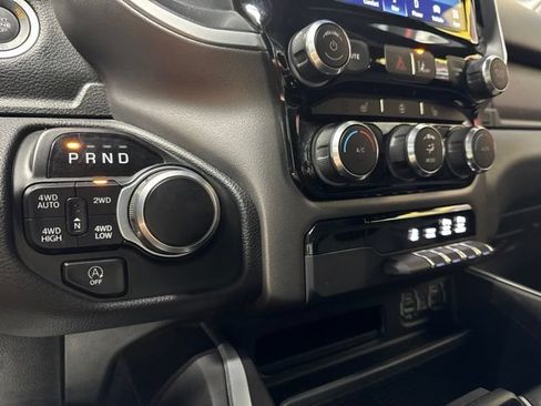 Used 2022 RAM 1500 Big Horn AWD/4WD image 12