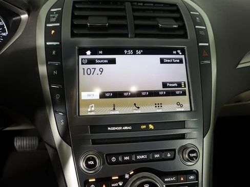 Used 2017 Lincoln MKZ Premiere FWD image 35