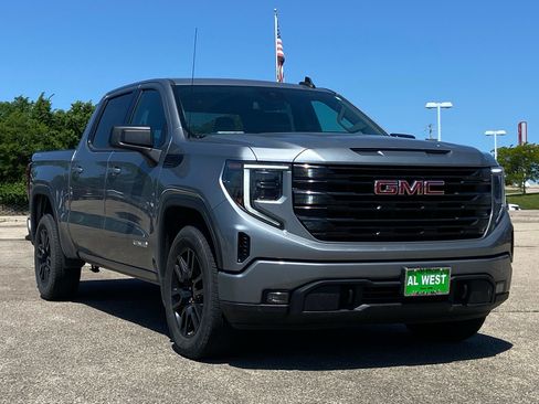 Used 2023 GMC Sierra 1500 Elevation AWD/4WD image 2