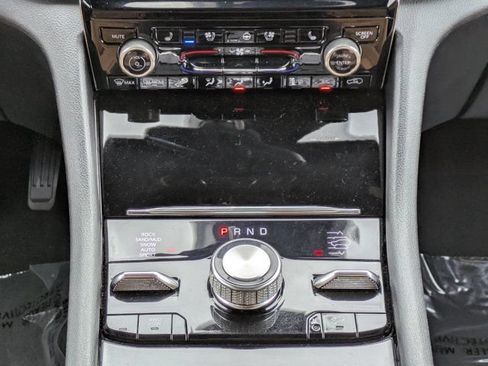 Used 2022 Jeep Grand Cherokee L Summit w/ Advanced Protech Group IV AWD/4WD image 21