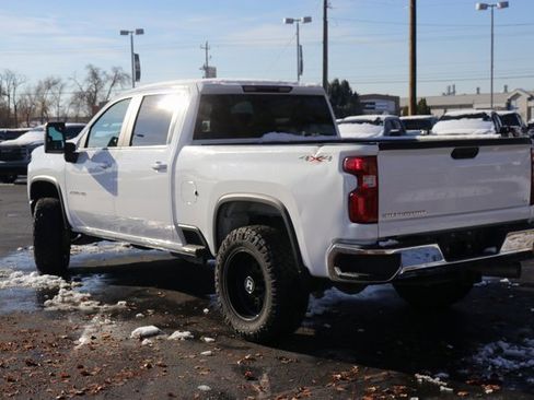 Used 2022 Chevrolet Silverado 2500 LT w/ Fleet Comfort Package image 4
