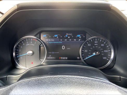 Used 2018 Ford Expedition XLT w/ Equipment Group 202A image 24