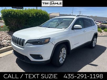 Used 2019 Jeep Cherokee Latitude w/ Popular Appearance Group