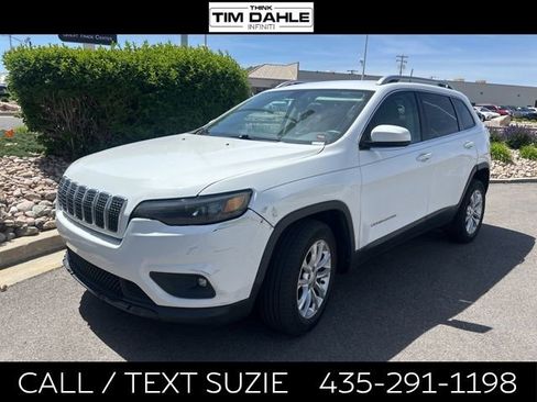 Used 2019 Jeep Cherokee Latitude w/ Popular Appearance Group FWD image 1