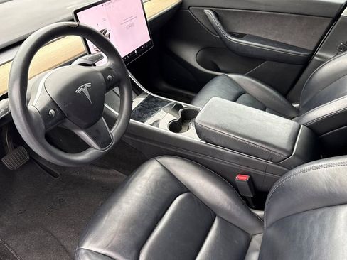 Used 2020 Tesla Model Y Long Range image 5